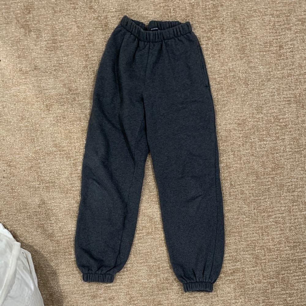 Brandy Melville charcoal gray sweatpants